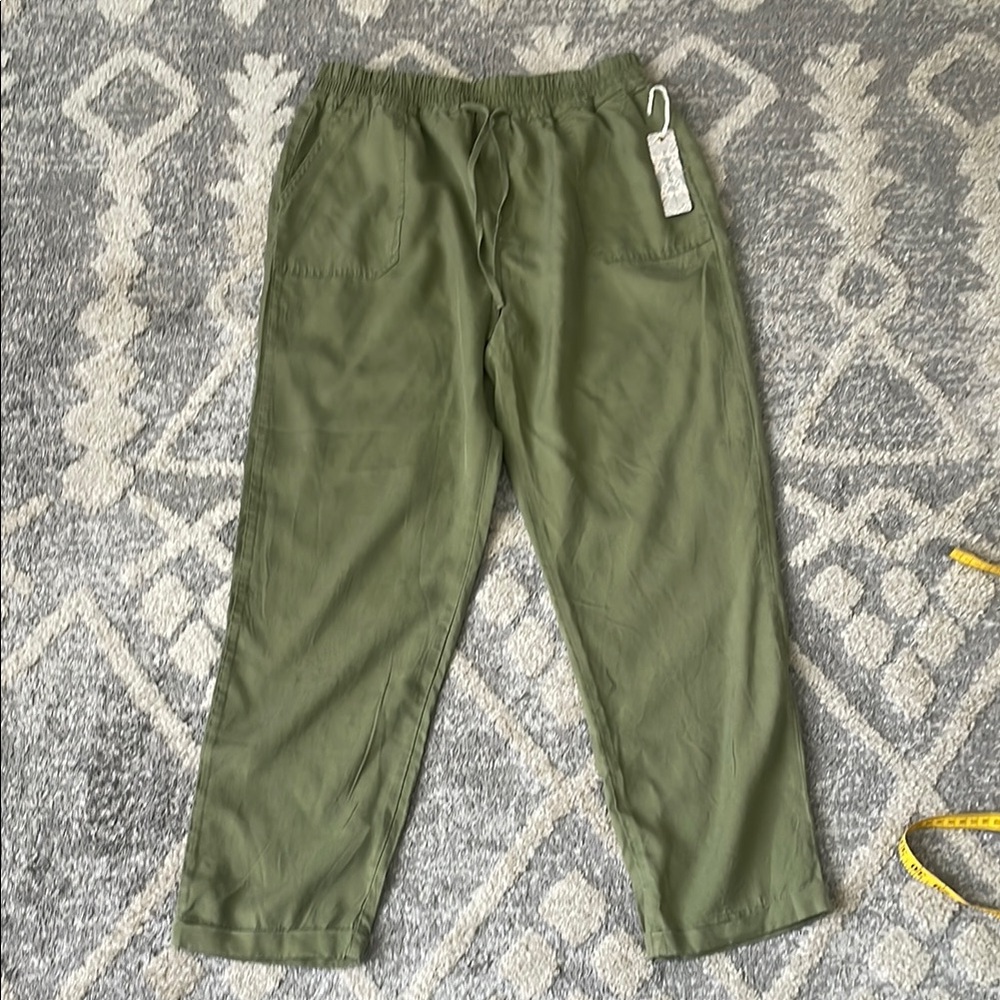 Iris Green Relaxed Fit Joggers